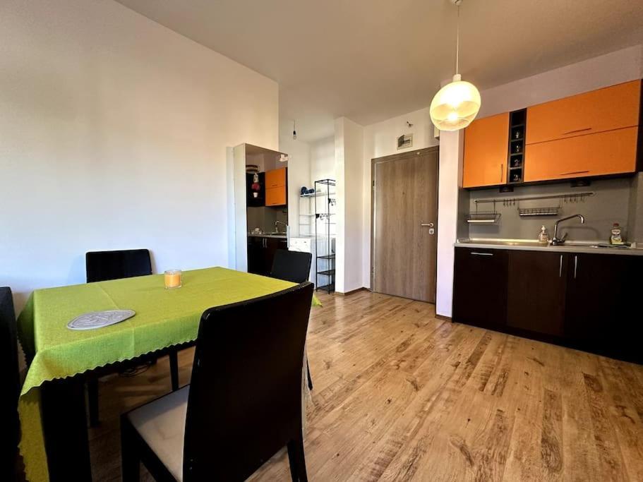 Cozy Flat In Central Sofia Eksteriør billede